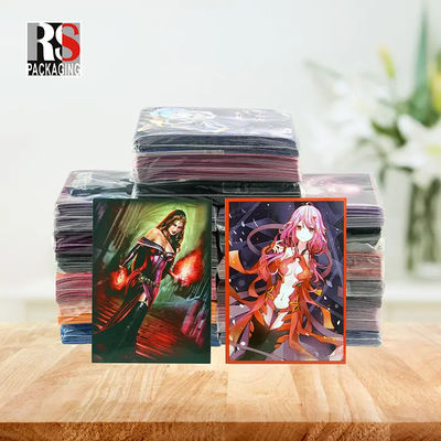 El estuche de tarjetas de juego mate personalizado es resistente a los arañazos, resistente al desgaste y resistente a la flexión.